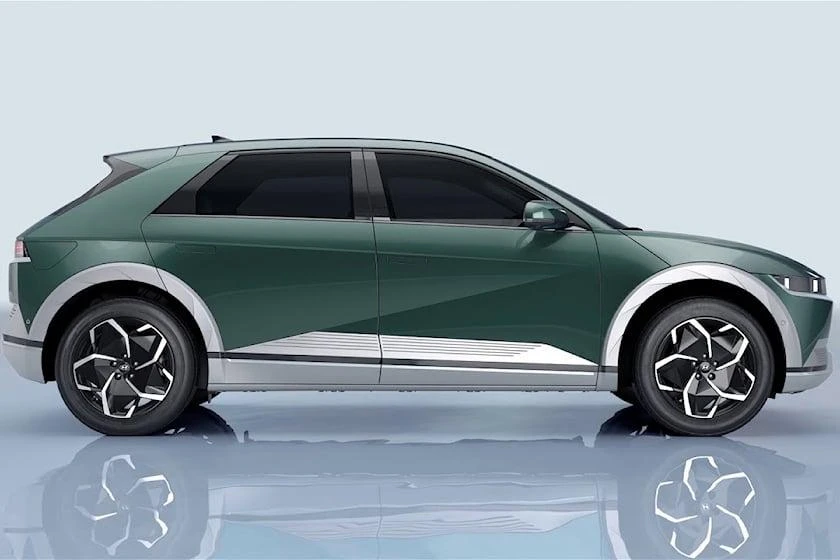 Màu xanh cổ vịt của Hyundai. Ảnh: Carbuzz.