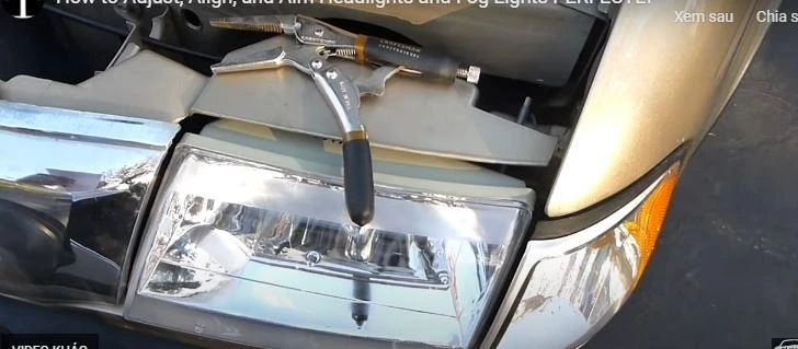 Nên sử dụng đèn pha và đèn sương mù. Ảnh: Motorbiscuit.