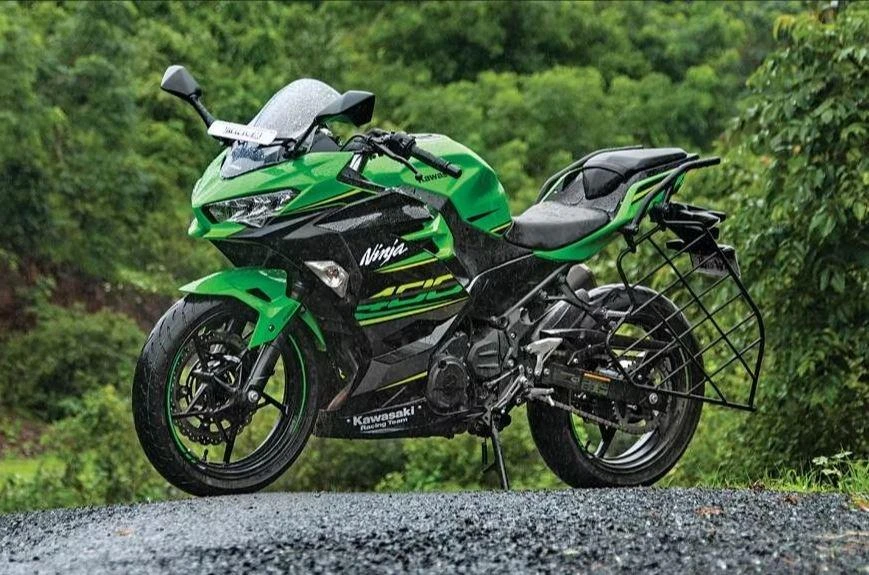 Kawasaki Ninja 400 với giá 5.799 đô la (tương đương 138 triệu đồng). Ảnh: Hotcars.