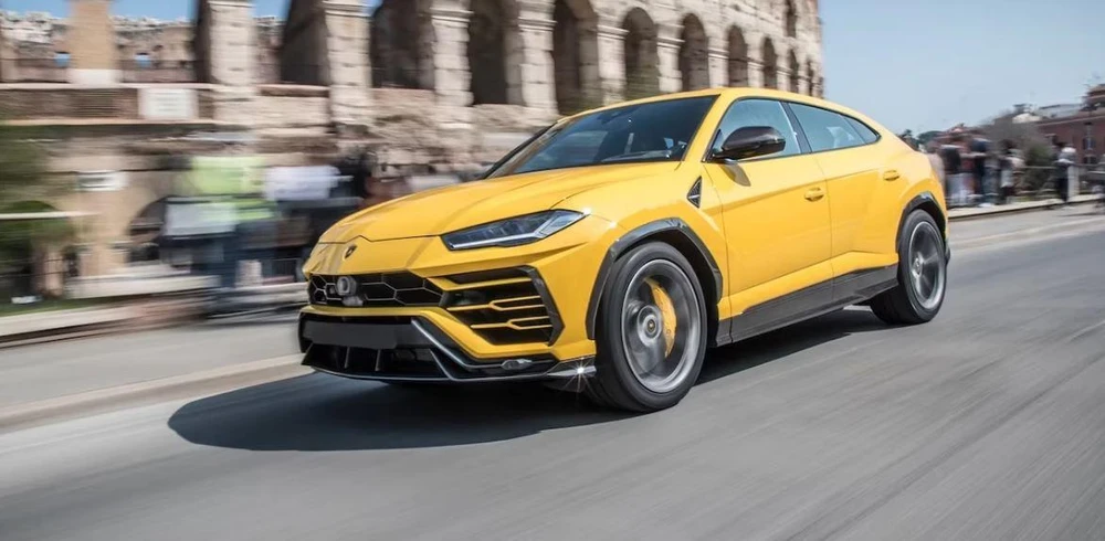 Lamborghini Urus. Ảnh: Hotcars.