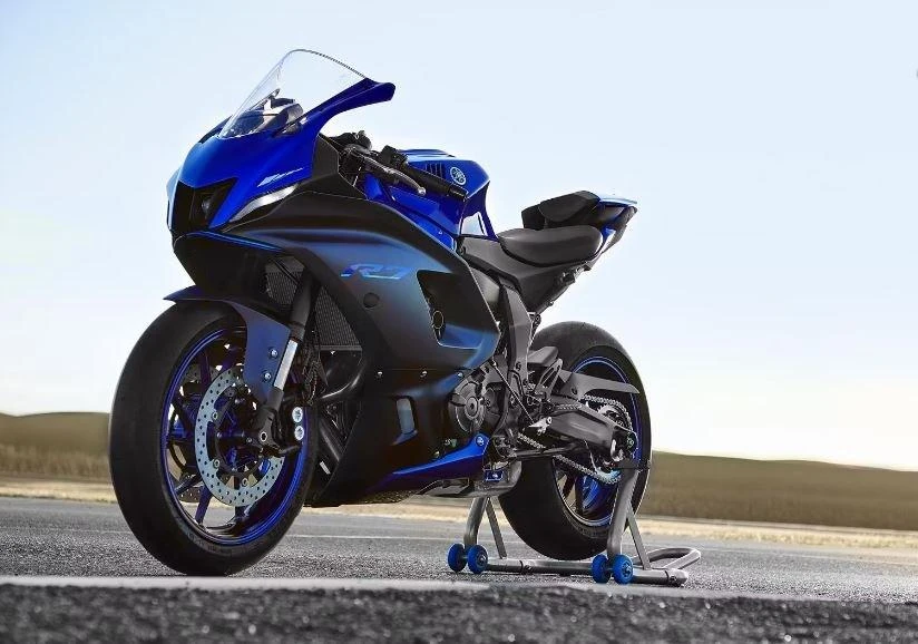 Yamaha R7 với giá 8.999 đô la (tương đương 210 triệu đồng). Ảnh: Hotcars.