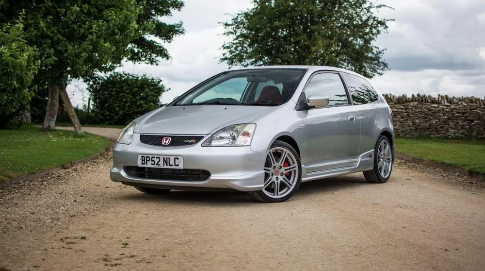 Năm 2003 kỷ niệm 30 năm Type-R. Ảnh: Hotcars.