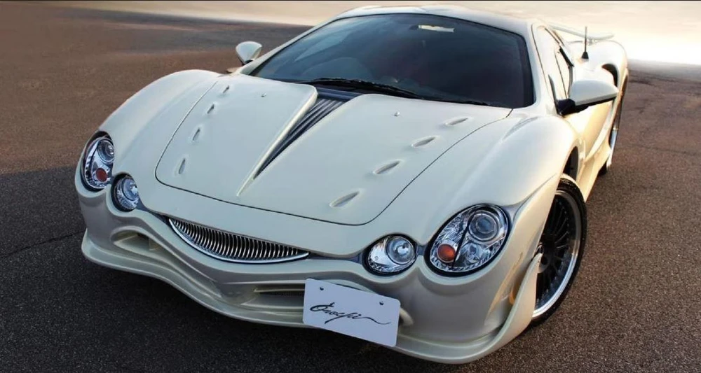 Mitsuoka Orochi. Ảnh: Hotcars.