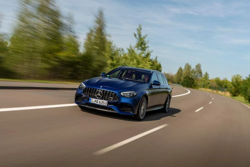 Mercedes E63S. Ảnh: Hotcars.