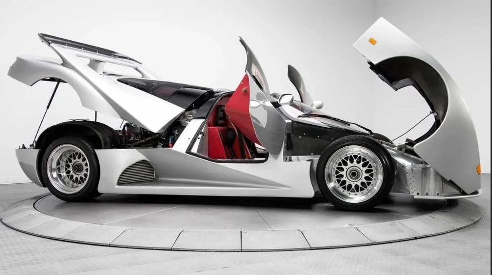 Lotec C1000. Ảnh: Motorbiscui.