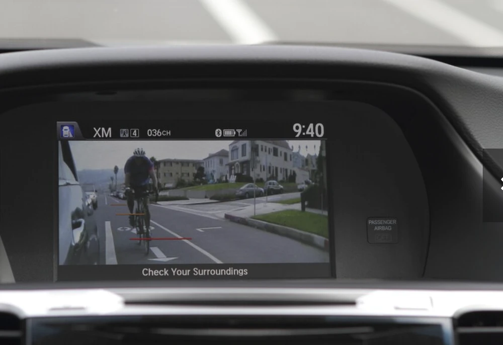 Phát hiện điểm mù. Ảnh: Motorbiscuit. Phát hiện điểm mù. Ảnh: Motorbiscuit.