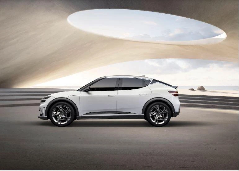 Genesis GV60 2023. Ảnh: Motorbiscuit.