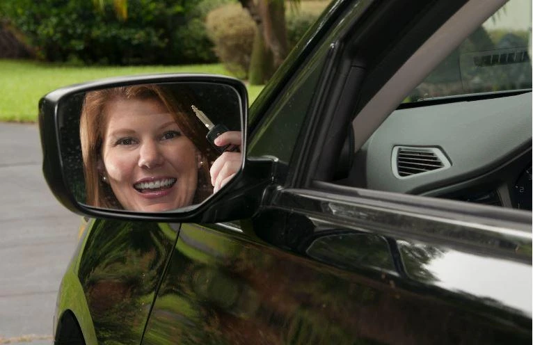 Máy ảnh đang thay thế gương chiếu hậu. Ảnh: Motorbiscuit. Máy ảnh đang thay thế gương chiếu hậu. Ảnh: Motorbiscuit.