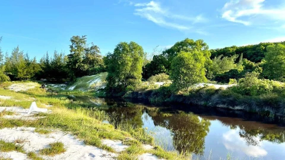 Trên đảo có rất nhiều điểm để du khách khám phá và “sống ảo”.