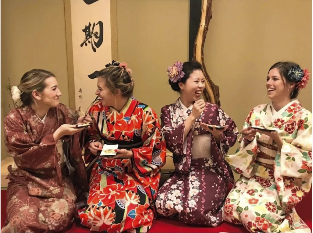 Trà đạo ở Kyoto. Ảnh: Thetravel.