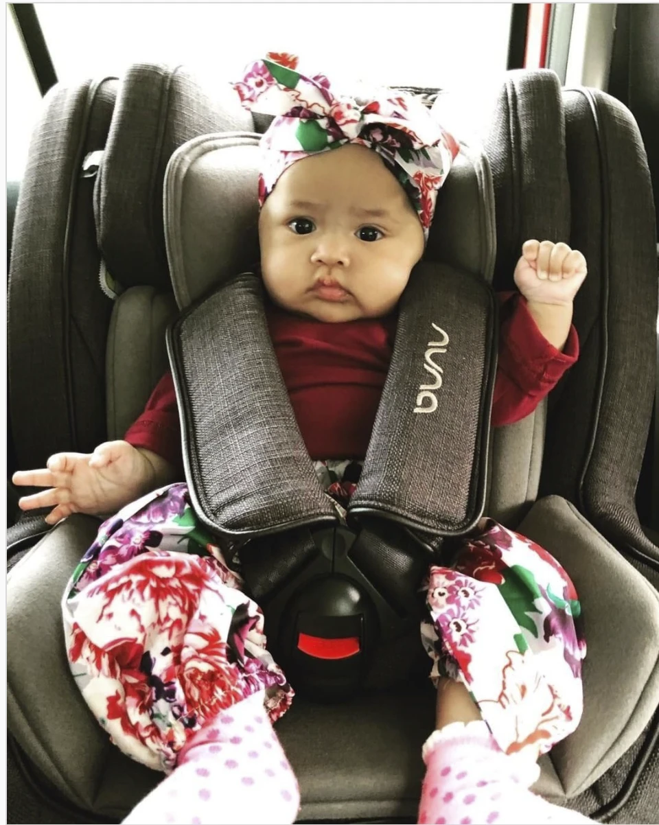 Lắp đặt ghế đúng cách. Ảnh: Motorbiscuit. Lắp đặt ghế đúng cách. Ảnh: Motorbiscuit.