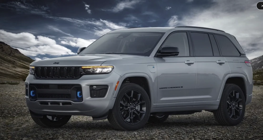 Xe Jeep Grand Cherokee 4xe. Ảnh: Hotcars. Xe Jeep Grand Cherokee 4xe. Ảnh: Hotcars.