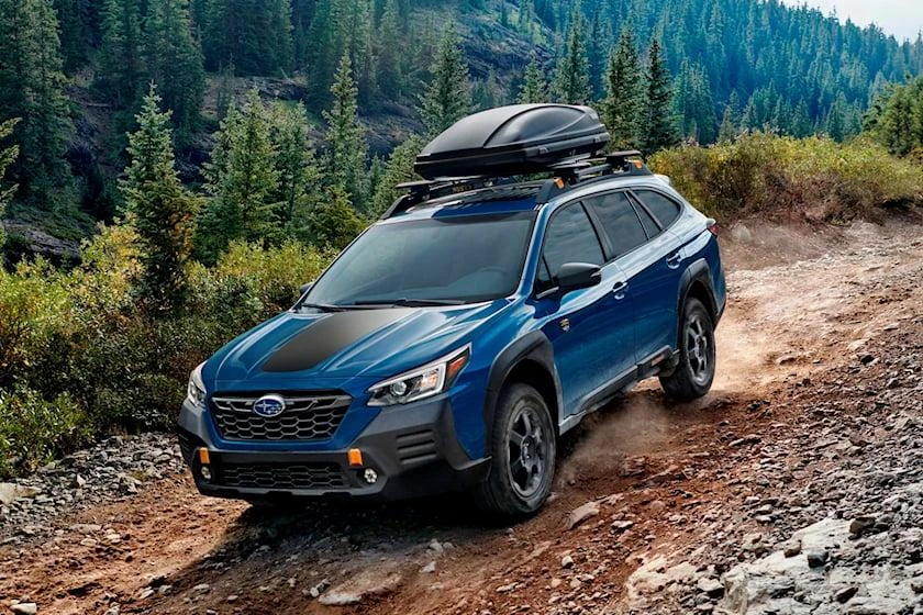 Subaru Outback được thiết kế có toa xe với hệ thống treo nâng lên. Ảnh: Carbuzz.