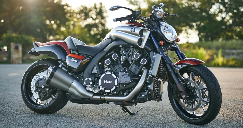 Yamaha VMAX 2010 đã qua sử dụng có giá khoảng 11.000 USD. Ảnh: Hotcars.