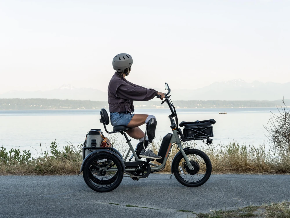 Chiếc xe này có thể chở lên tới gần 200 kg. Ảnh: Autoevolution.