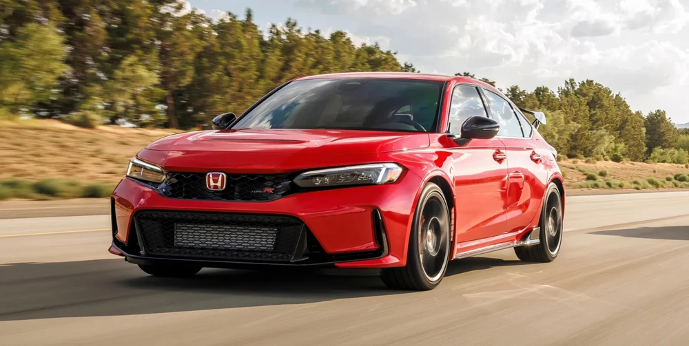 Type R là một chiếc xe hoàn hảo mà bạn nên mua. Ảnh: Hotcars.