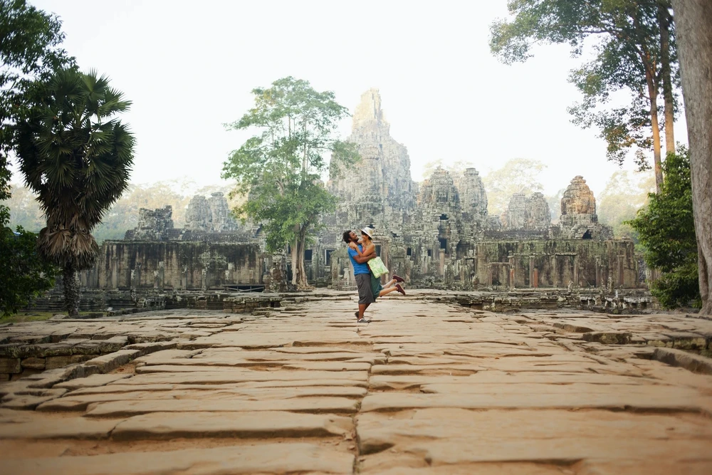 Du khách sẽ được tham quan Angkor ở Campuchia. Ảnh: Lonely Planet.