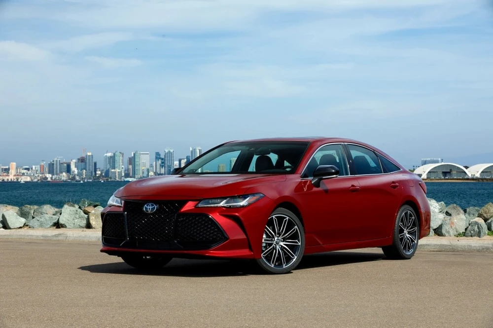 Toyota Avalon 2022 có 5 chỗ ngồi thoải mái cho 5 người lớn. Ảnh: Motorbiscuit.