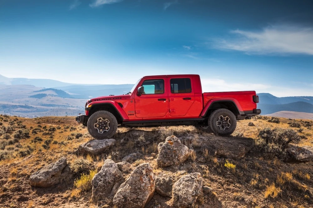 Jeep Gladiator Jeep 2023 cũng là một lựa chọn thú vị. Ảnh: Motorbiscuit.