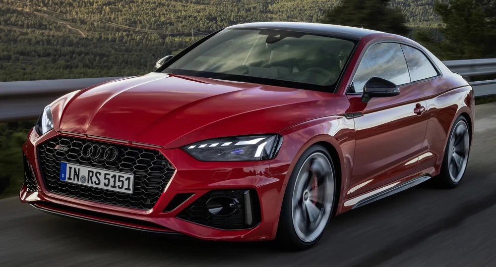 Audi RS5 Coupe 2023 có giá 77.900 USD. Ảnh: Hotcars.