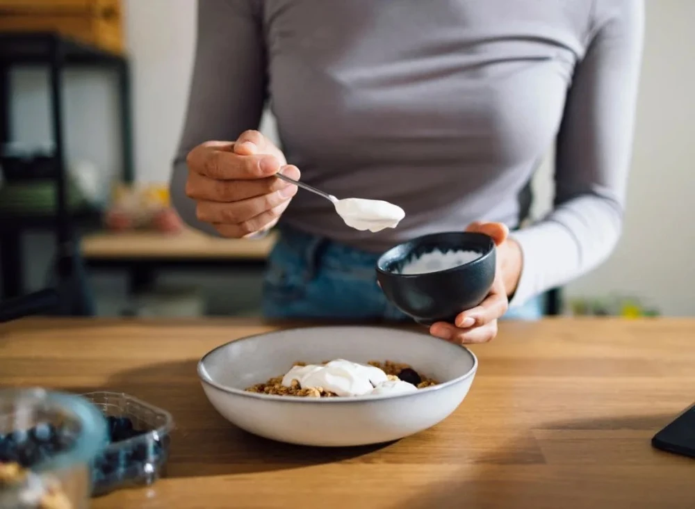 Sữa chua chứa các vi khuẩn có lợi cho sức khỏe. Ảnh: Shutterstock.