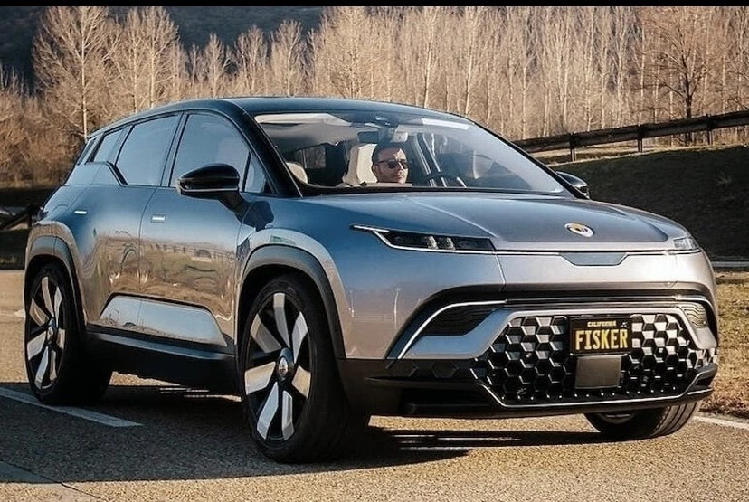 Chiếc SUV điện tương lai này đã được bán trong năm tới. Ảnh: Carbuzz.