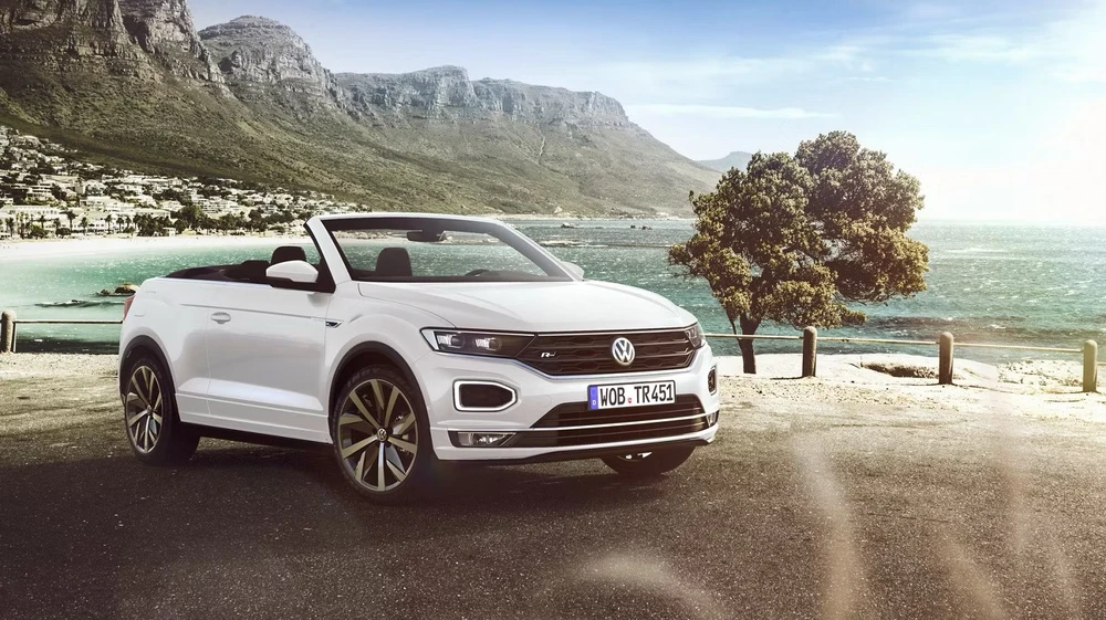 Volkswagen T-Roc Cabriolet. Ảnh: Hotcars.