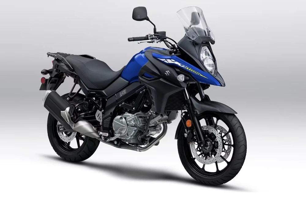 Suzuki V-Strom 650 có giá 9.104 USD. Ảnh: HOTCARS.