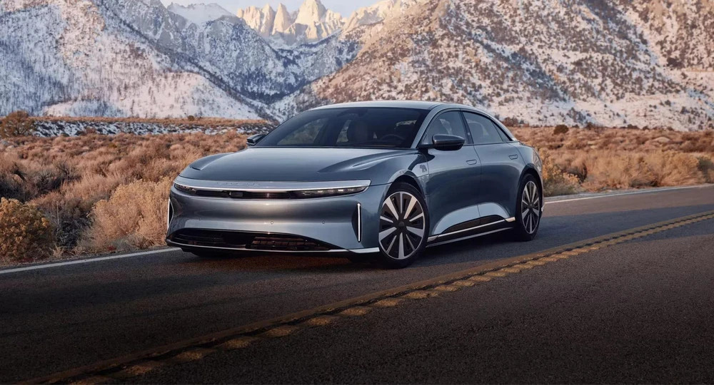 Lucid Air. Ảnh: Hotcars.