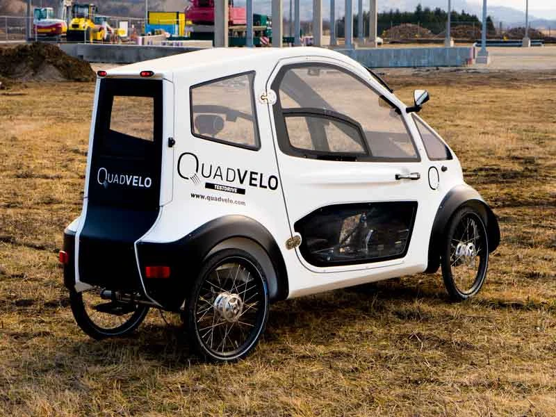 Quadvelo nặng 85 kg khi không có cửa và tải trọng tối đa 200 kg. Ảnh: Autoevolution.