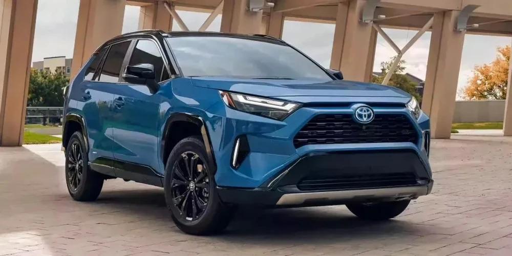 Toyota RAV4 Hybrid 2023 có giá 31.225 USD. Ảnh: Motorbiscuit. Toyota RAV4 Hybrid 2023 có giá 31.225 USD. Ảnh: Motorbiscuit.