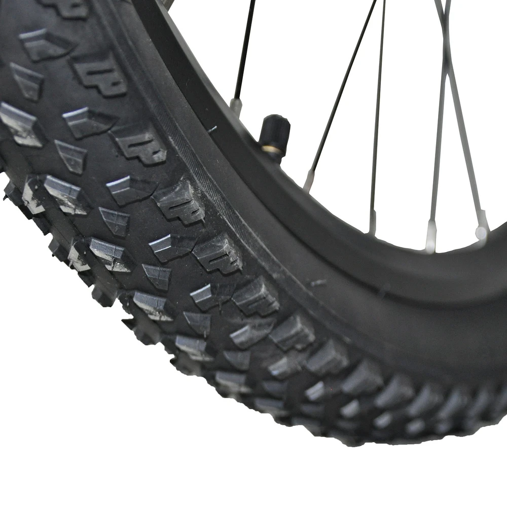 Xe lốp 27,5 inch dày hơn mức trung bình. Ảnh: PVY.