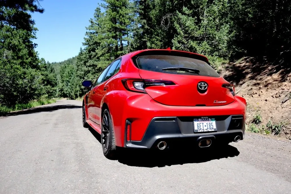 Cả ba phiên bản Toyota GR Corolla đều được trang bị cùng một động cơ. Ảnh: Motorbiscuit.