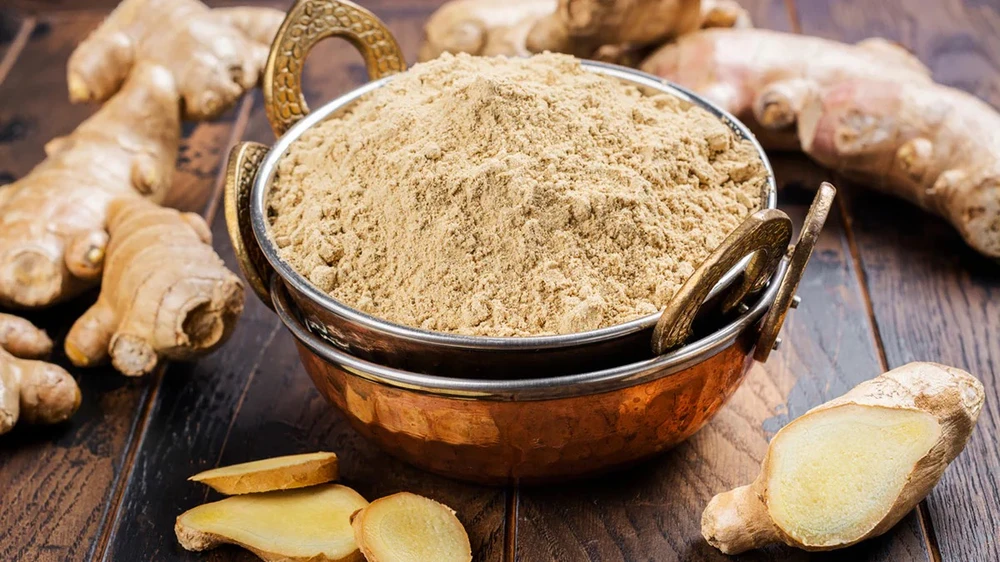 Bởi gừng có thể ức chế các enzyme chịu trách nhiệm chuyển hóa carbohydrate và cải thiện các thông số sinh hóa máu và cấu hình lipid. Ảnh: iStock.