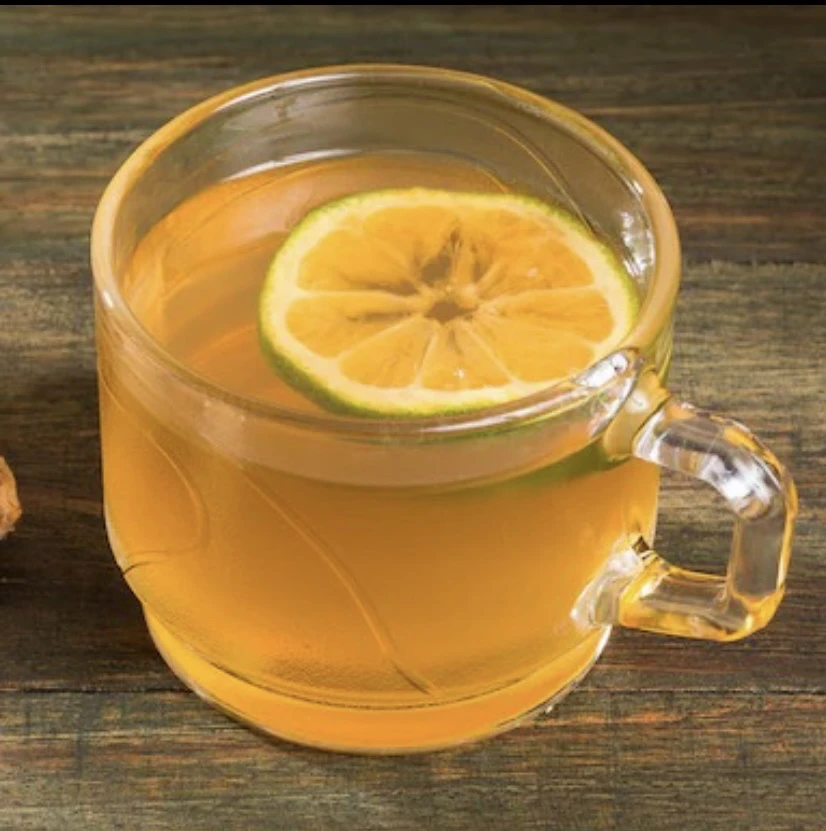 Uống nước gừng khô khi bụng đói có thể giúp ích cho những người mắc bệnh tiểu đường. Ảnh: iStock.