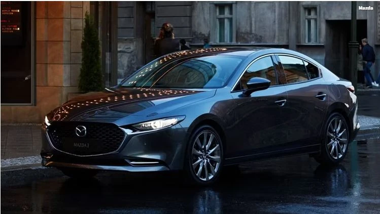 Mazda3 2.5 S Select 2023 Sedan có giá 602 triệu đồng. Ảnh: Topspeed.