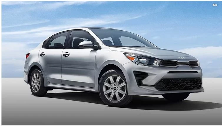 Kia Rio tiết kiệm xăng 6,5 lít/100 km. Ảnh: Topspeed.