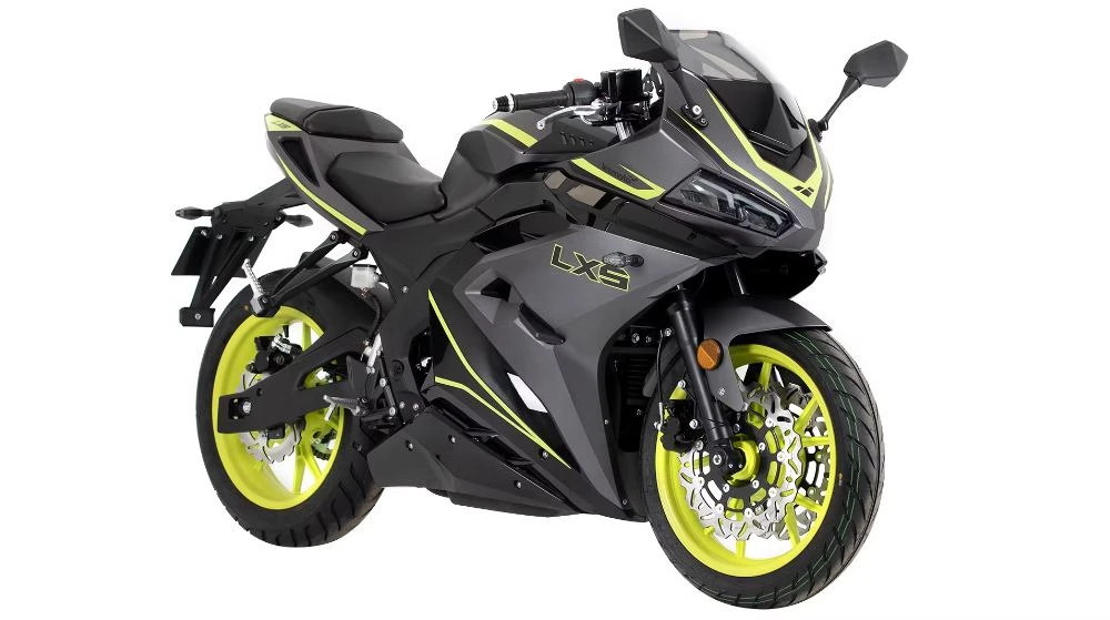 Lexmoto LXS 125. Ảnh: Topspeed.