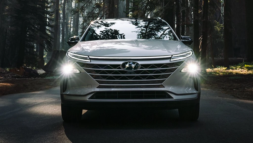 Hyundai Nexo có giá khởi điểm từ nhà sản xuất là 60.135 USD (tương đương hơn 1,4 tỉ đồng). Ảnh: Hyundai.