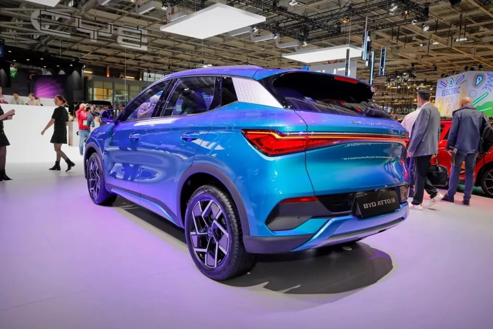 BYD-duoc-menh-danh-la-vua-bang -bang-sang-che-cua-xe-dien.jpg