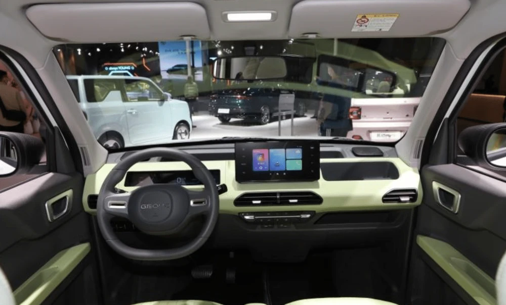 Geely-giam-gia-gan-34 trieu-dong -va-nhieu-uu-dai-khac- cho -mau- xe -dien-7.png