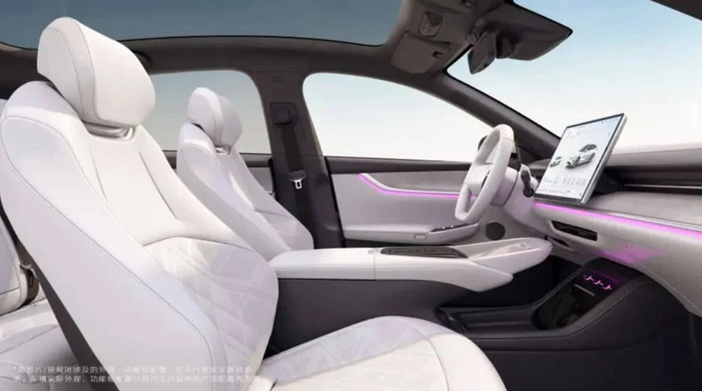 Kham -pha- mau- sedan- chay dien-hon-510-trieu-dong-voi-pham-vi-1.200 km-7.jpg