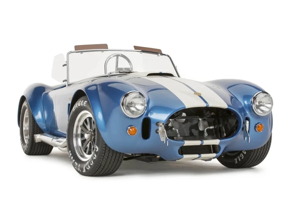 Chiem- nguong- 4 -chiec- xe- hiem -nhat- hanh- tinh -nam -2023-Shelby Cobra .jpg