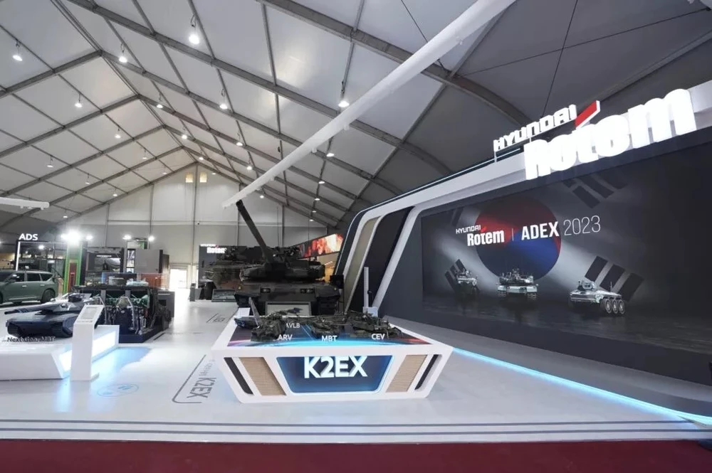 Hyundai -vua- che- tao- mau- xe -tang- tang- hinh- khong -nguoi- lai-2.jpg