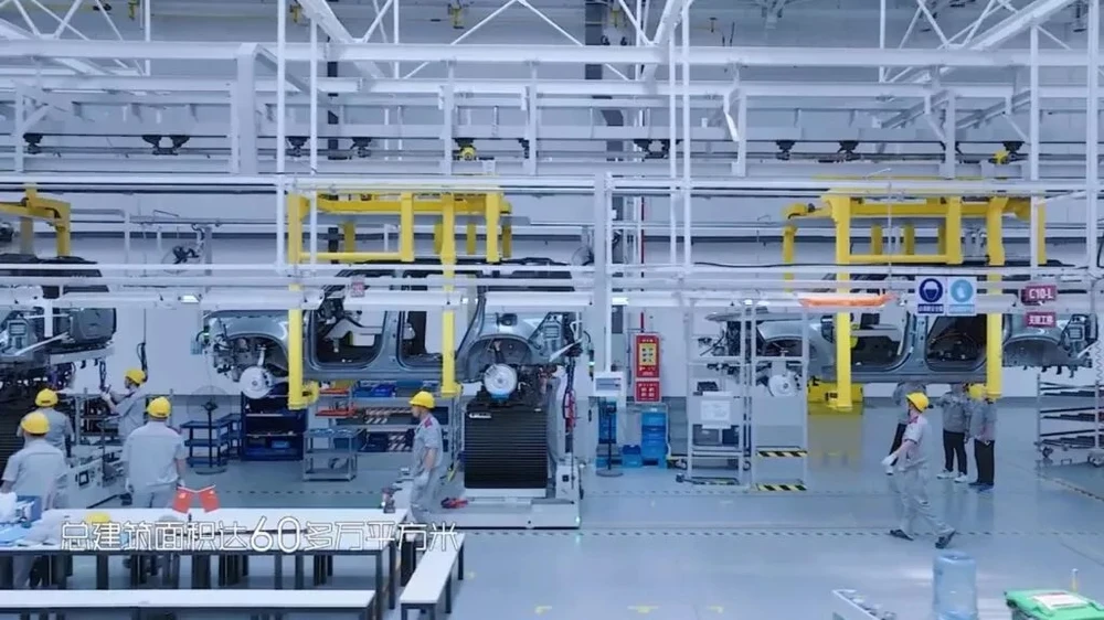 Trung-Quoc -ra -mat- Polestones 01- voi- pham- vi- hon -1.000 km-2.jpg