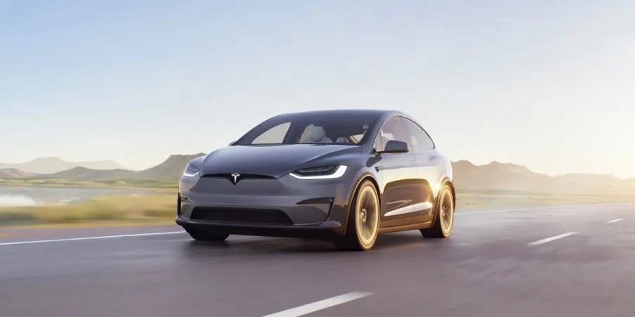 Top -3 -chiec- SUV -dien- 2023- co- pham -vi -lai- xe -dai-nhat-1.jpg