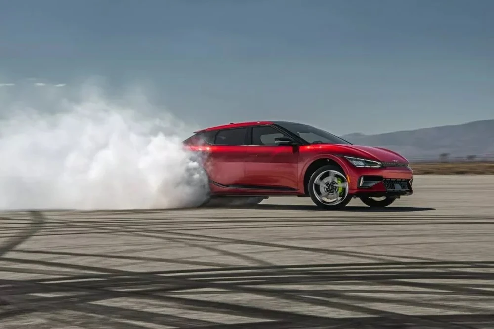 Hyundai đã bán được tổng cộng 77.772 xe điện tại Mỹ tính đến tháng 10 năm 2023. Ảnh: Carscoops.