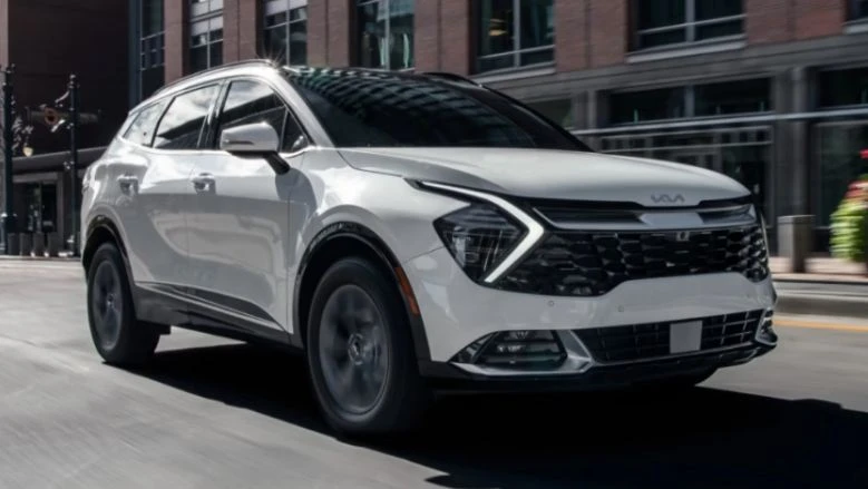 Top-mau-SUV- hybrid -hien-dai-va-gia-ca-phai-chang-Sportage Hybrid 2023.JPG