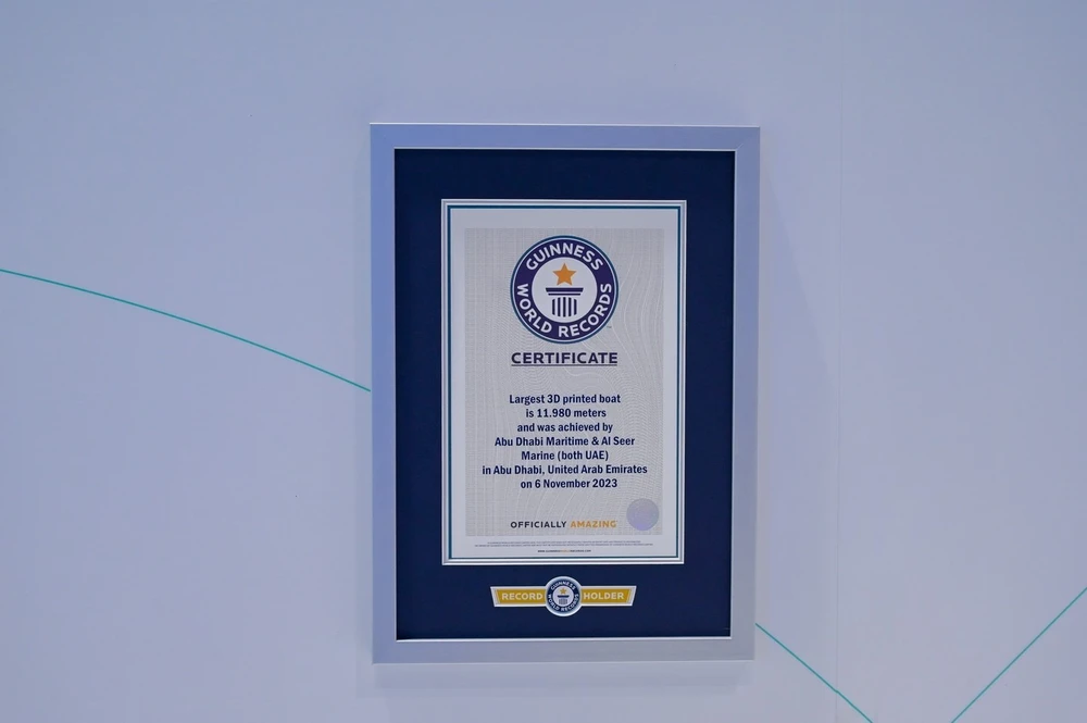 Taxi -nuoc- in- 3D- dau-tien-pha-ky-luc-the-gioi-2.jpg