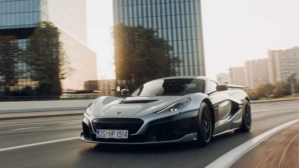 Lợi ích của việc sở hữu một chiếc ô tô điện.JPG